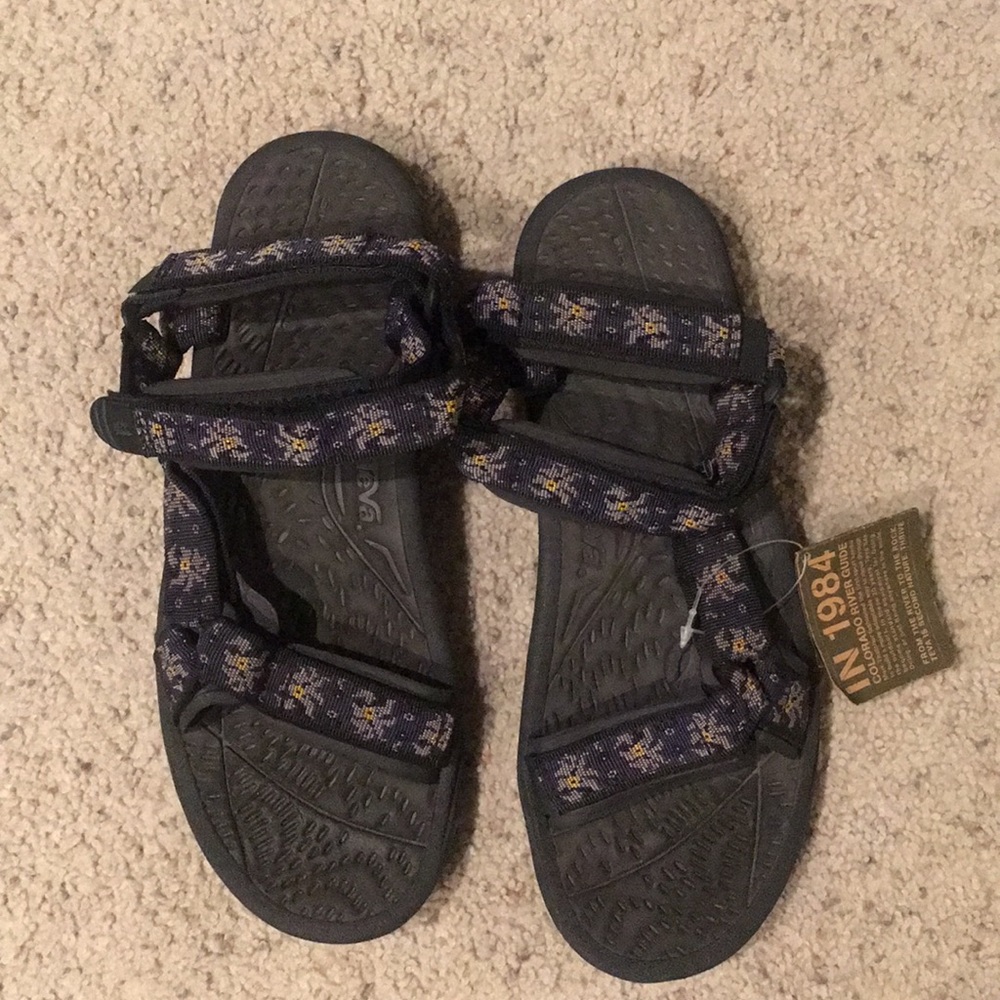 Teva Classic Sport Sandals Women’s Navy Size 11